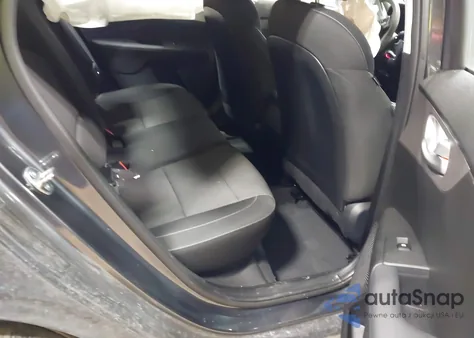 2024 Kia Forte Lxs z USA, uszkodzony, nr VIN 3KPF24AD6RE699538